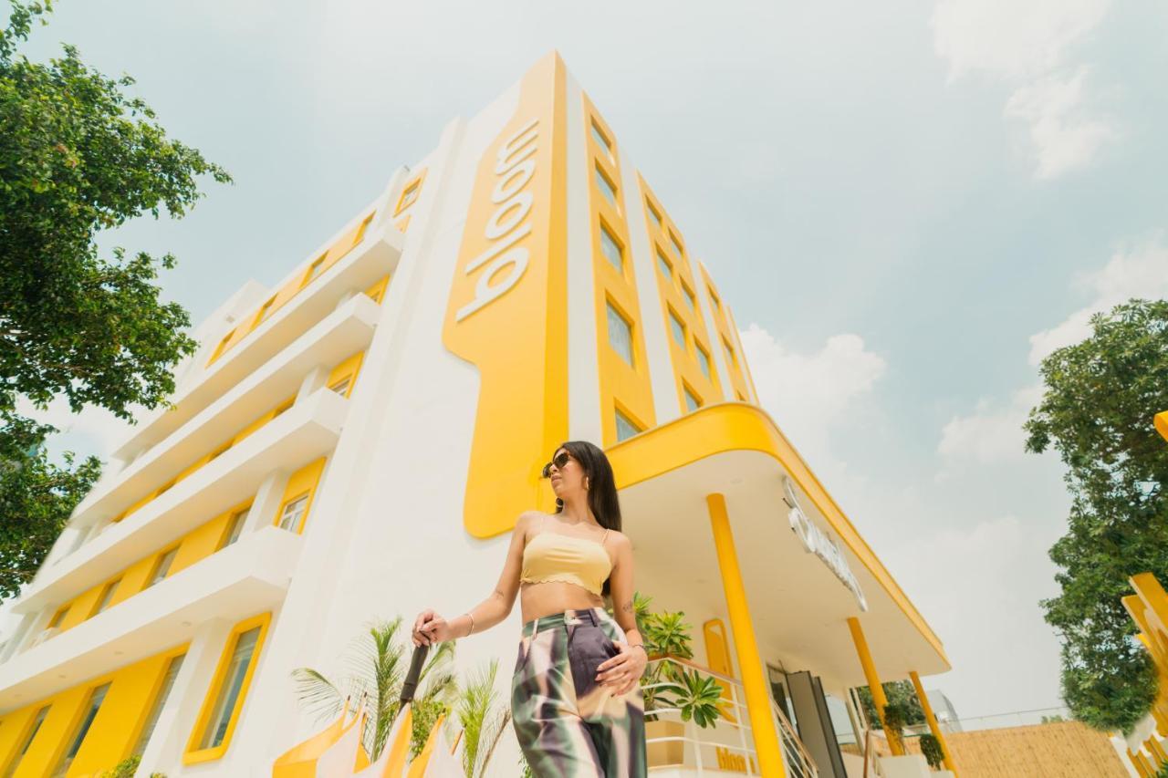 Bloom Hotel - Sector 62 Noida Exteriör bild